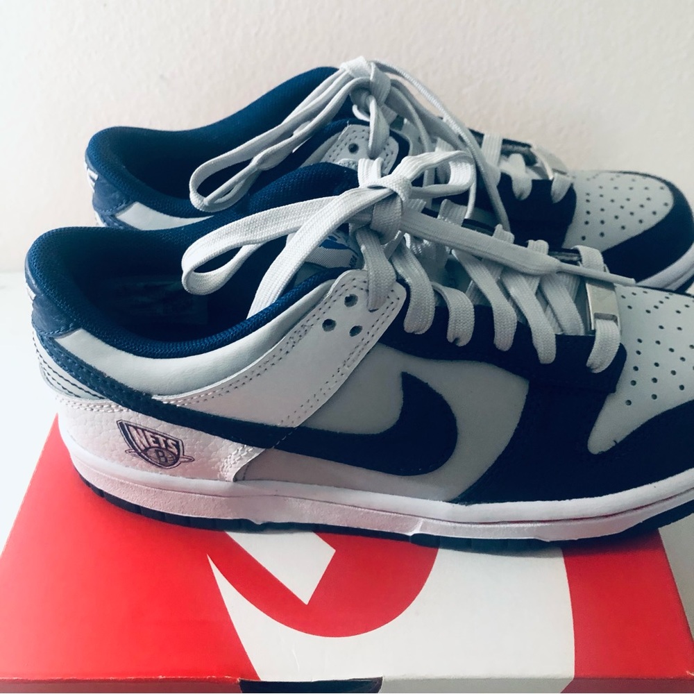 NIKE DUNK LOW SNEAKERS NBA 75TH ANNIVERSARY BROOKLYN NETS SHOES.SIZE 4.5 Y - Picture 6 of 12